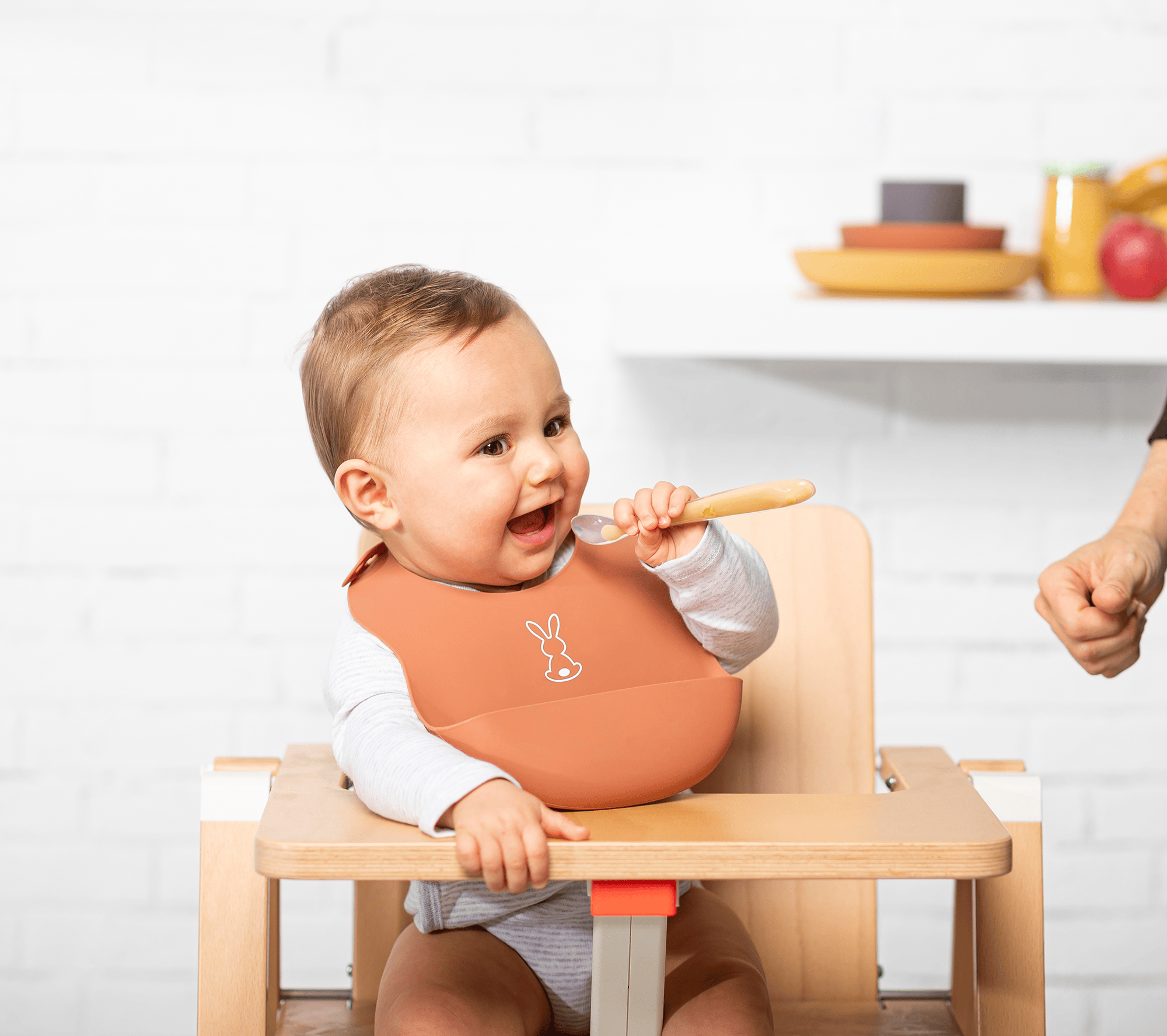 Produkte, Nattou, Braun – Besonderheit: praktischer, wasserdichter Fangbehälter