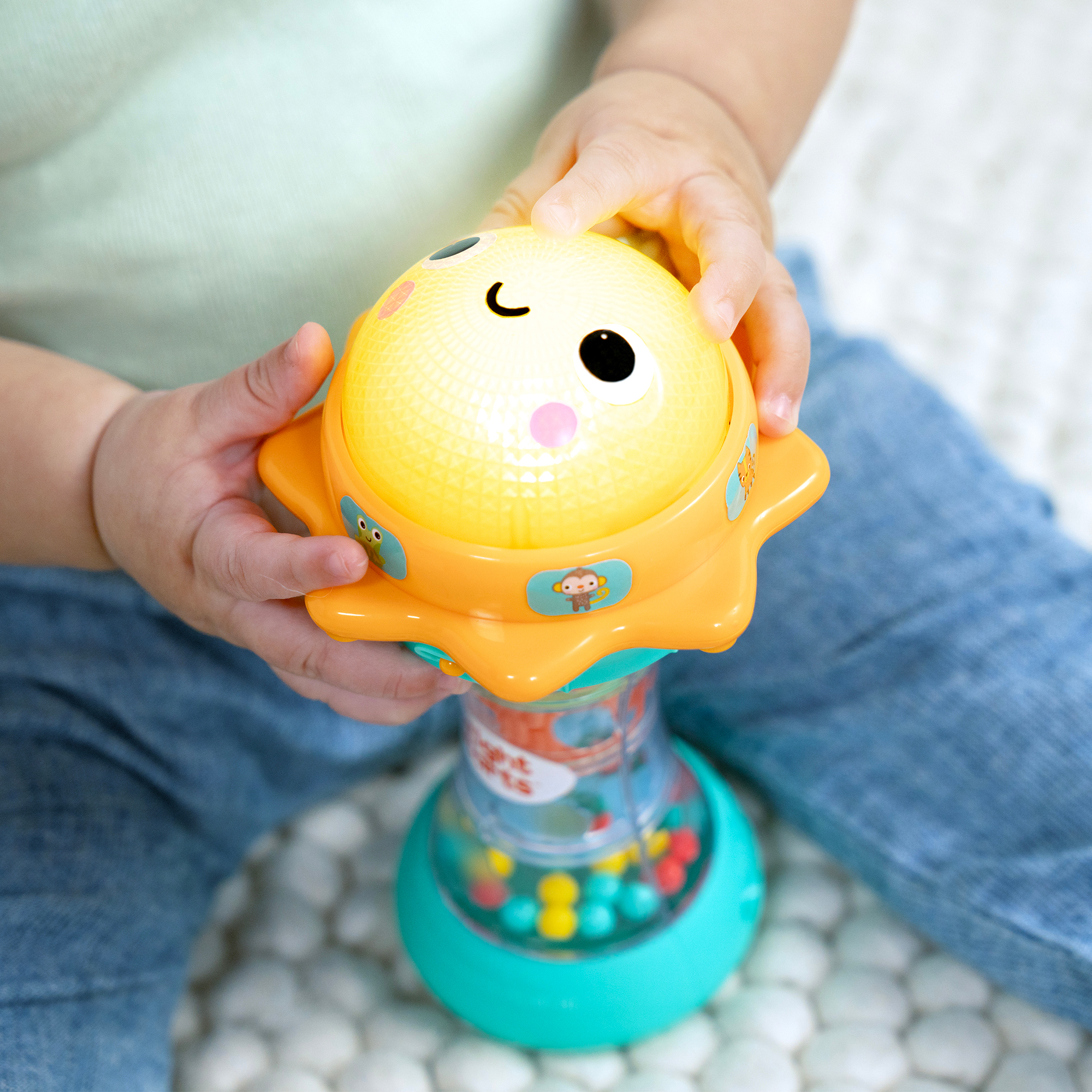 Kinderspielzeug, KIDS II, Blau – Produktansicht