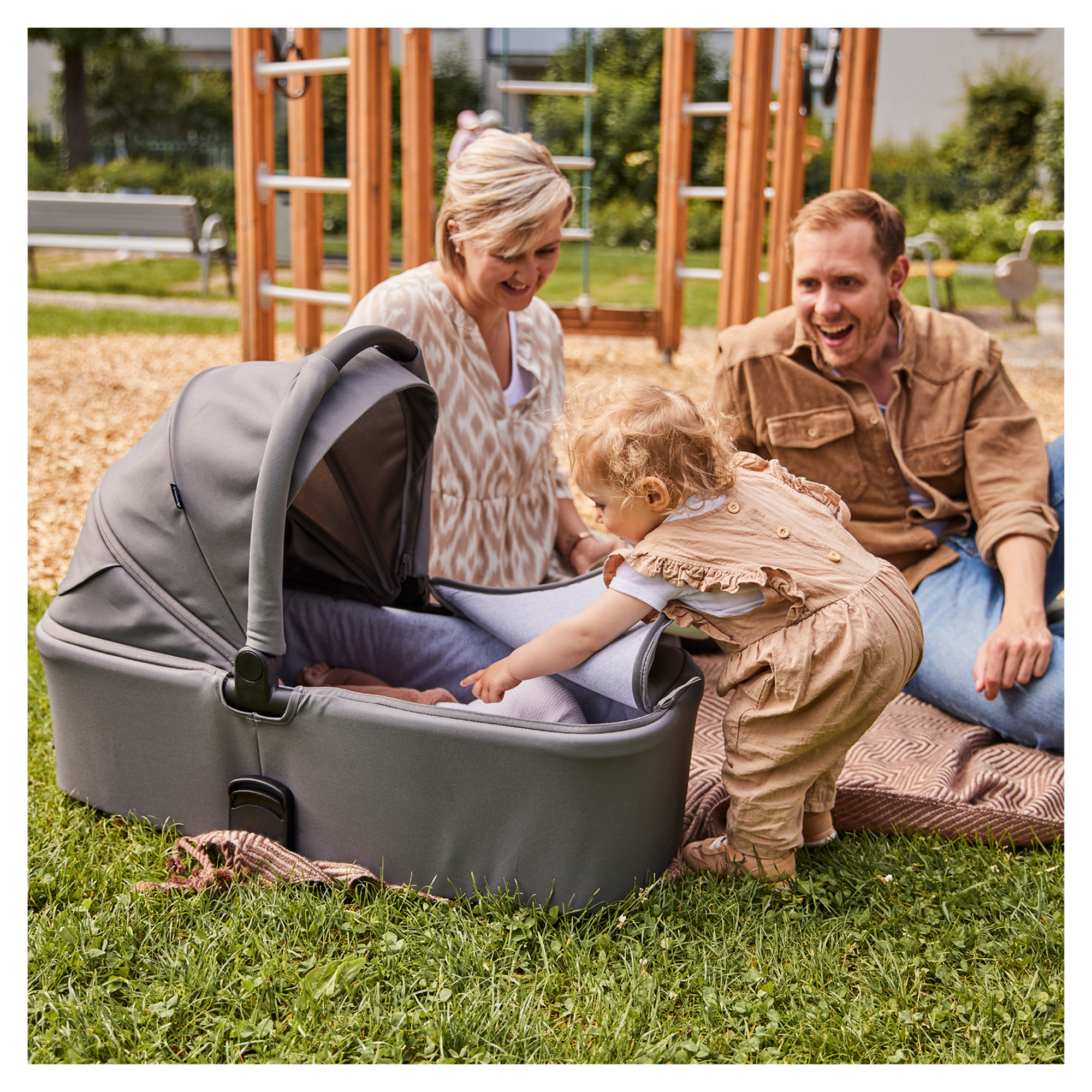 hauck, hauck, Schwarz – Produktansicht