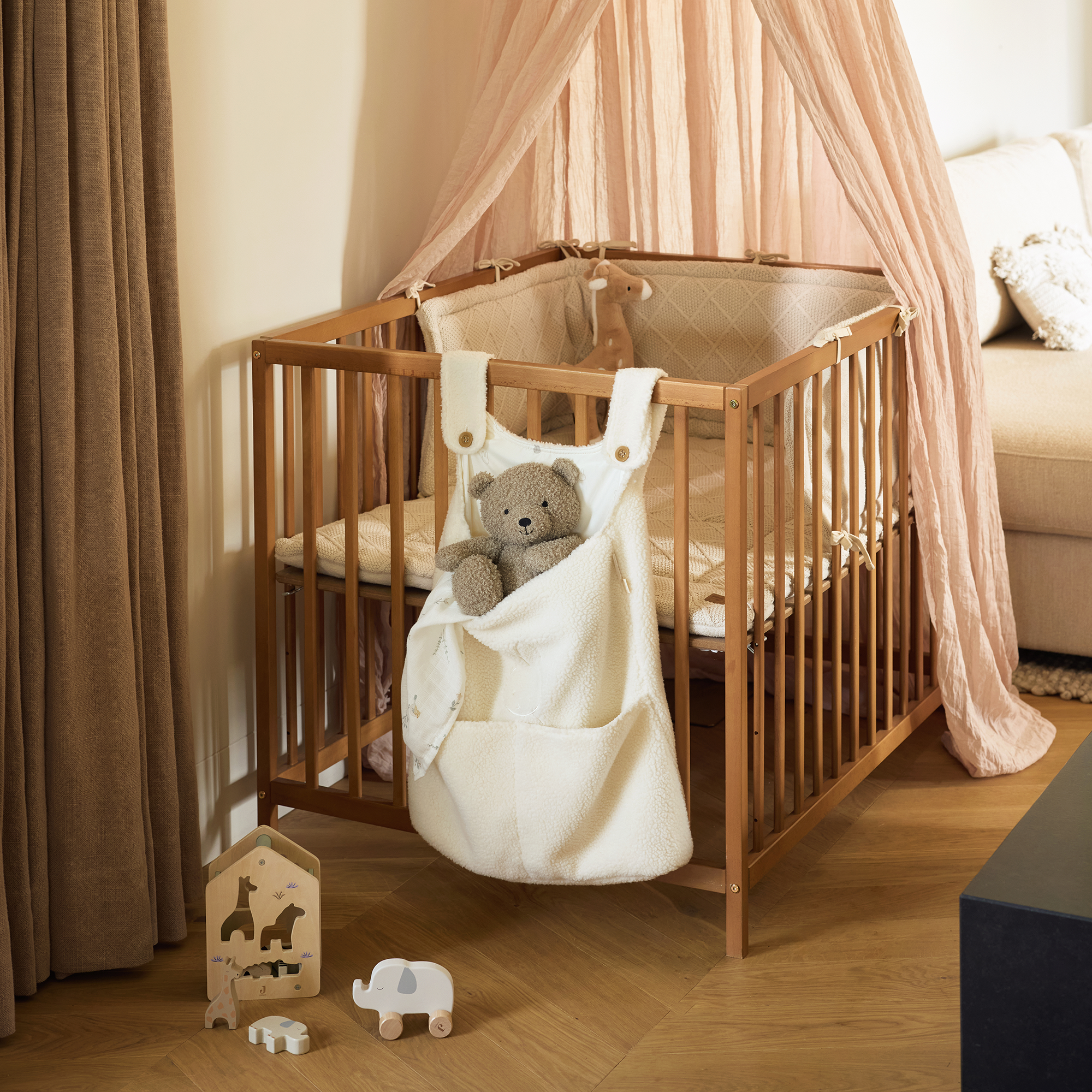 Kuscheltiere Bären, jollein, Grün – Besonderheit: besticktes Gesicht