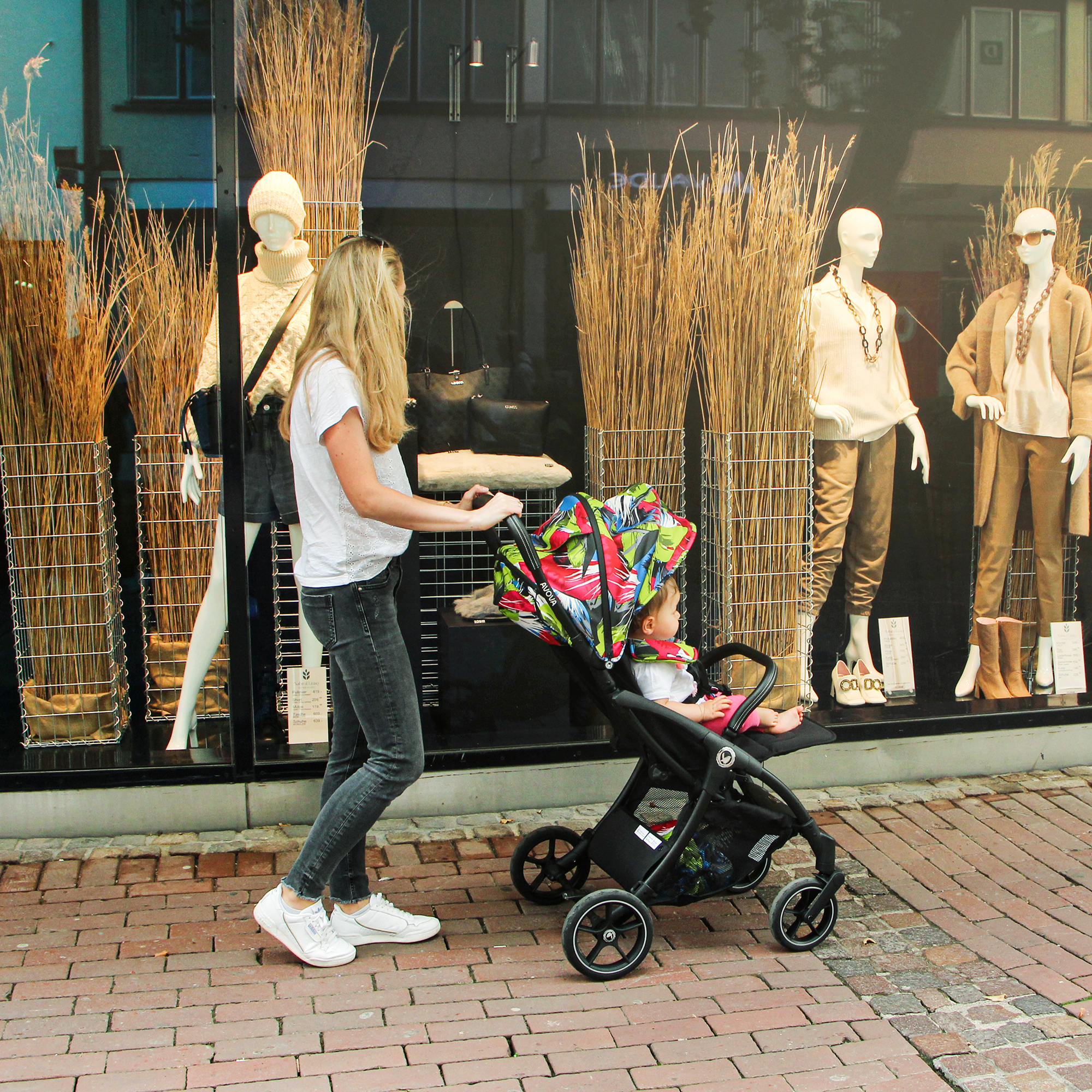 Reisebuggys, AVOVA, Rot – Produktansicht