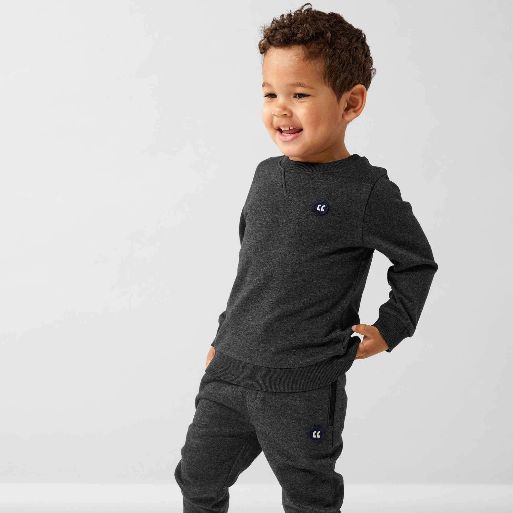 Pullover & Sweatshirts, name it, Blau – Besonderheit: mit coolem Aufnäher