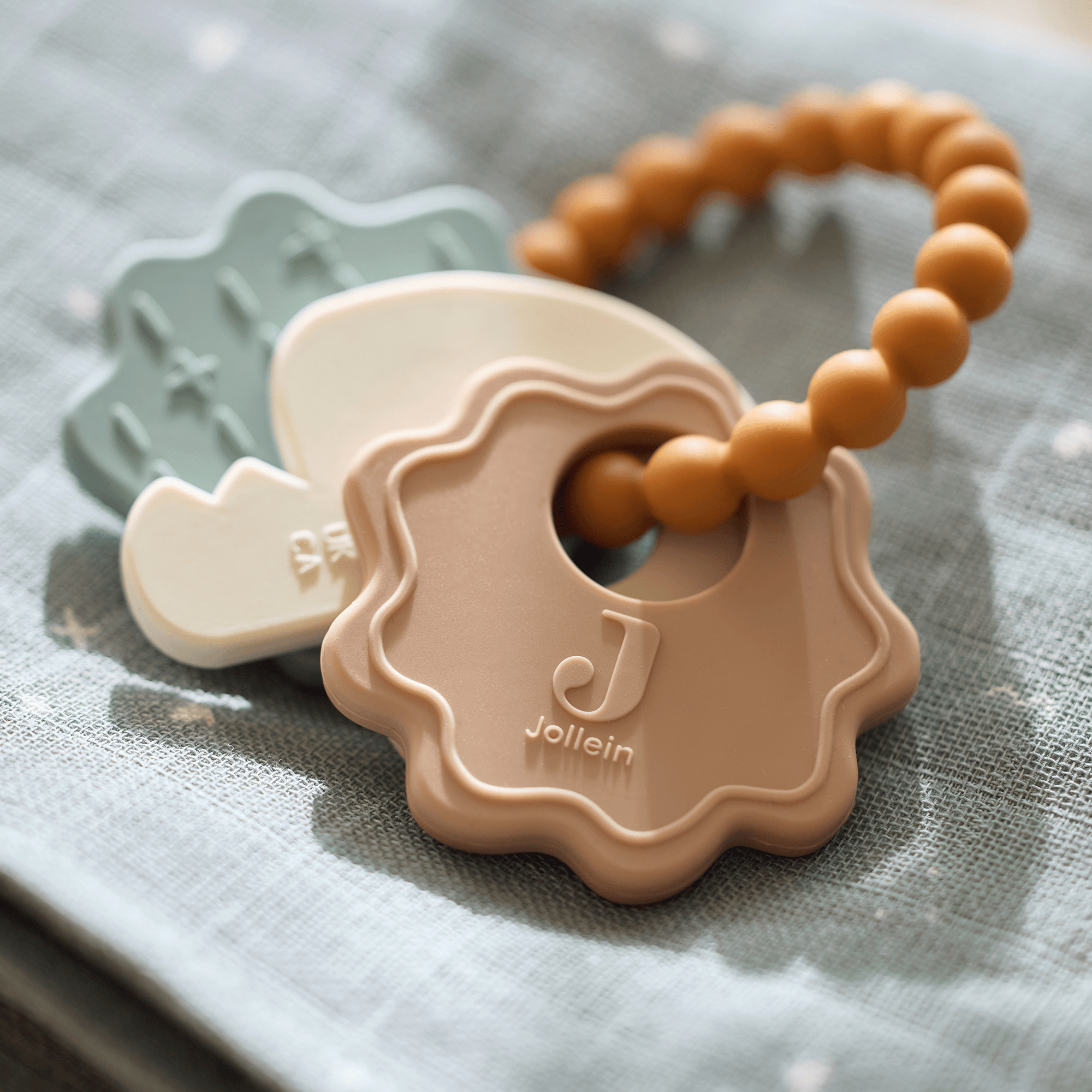 Beißringe, jollein, Mehrfarbig – Besonderheit: Schlüsselbund mit aufregenden Details