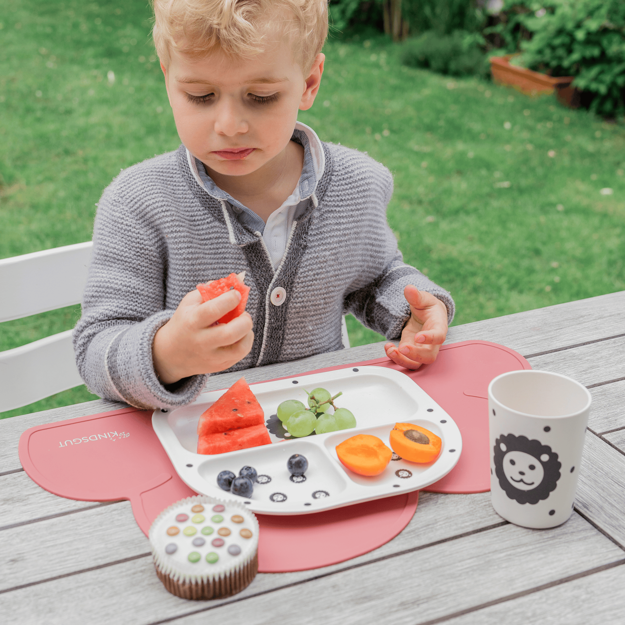 Besteck & Geschirr, KINDSGUT, Pink – Produktansicht