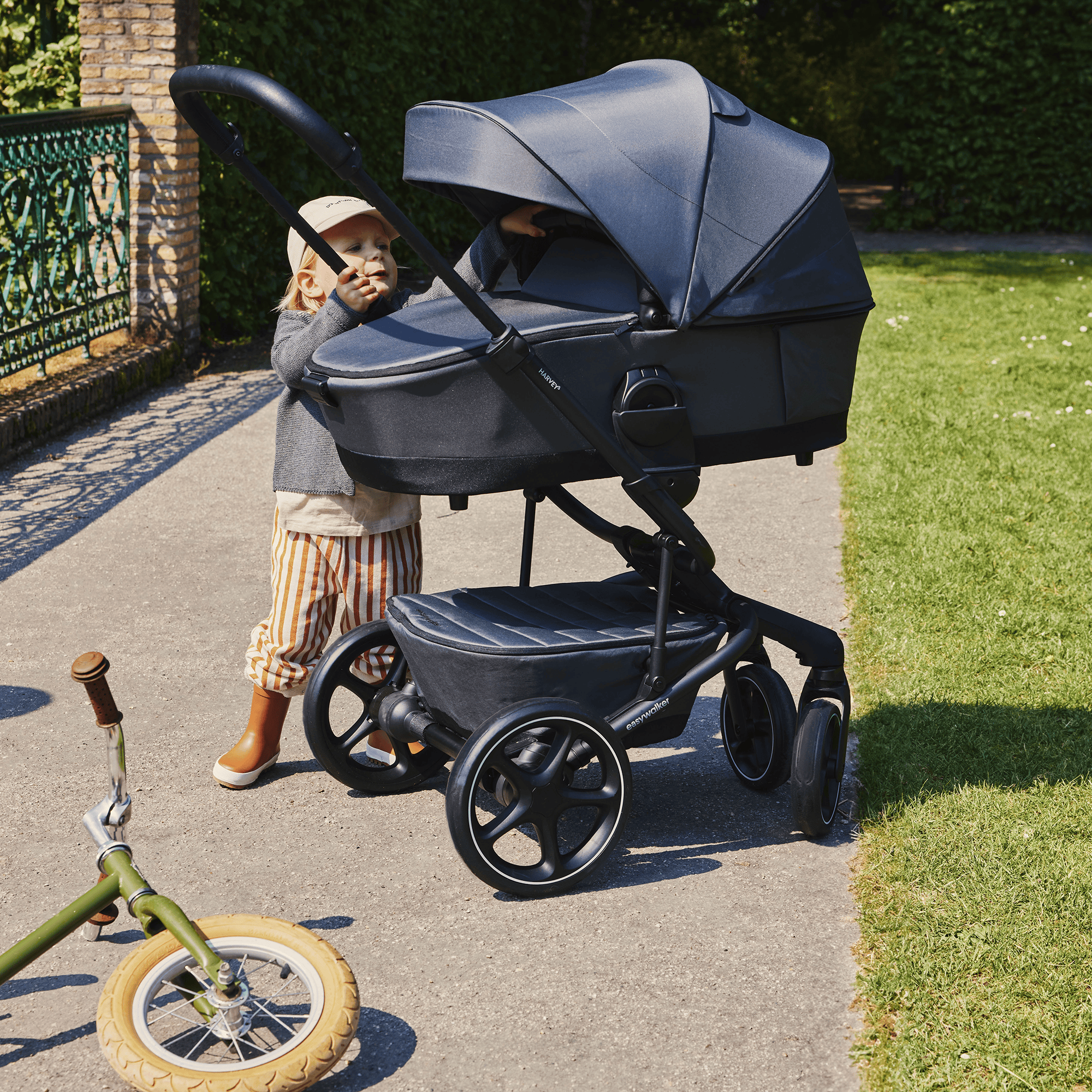 Kombi-Kinderwagen, easywalker, Grau – Produktansicht