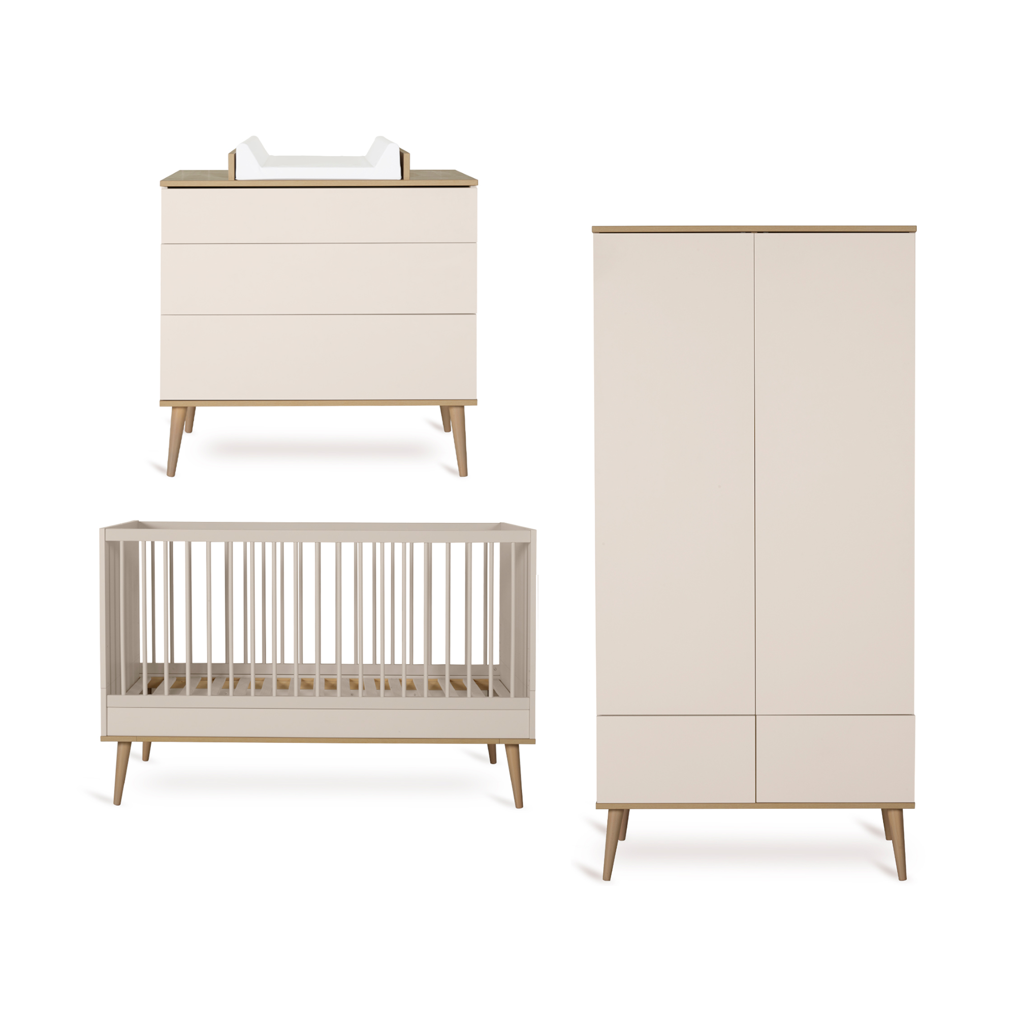 Babyzimmer Sets, Quax, Beige – Besonderheit: Set bestehend aus einem 2-türigen Kleiderschrank, einem Kinderbett, einer Wickelkommode und einem Wickelaufsatz