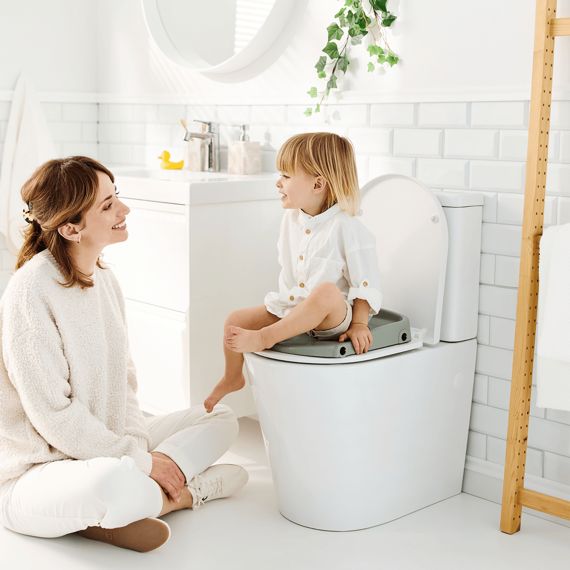 Toilettentrainer mit Treppe, rotho Babydesign, Grün – Besonderheit: Toilettensitz mit abnehmbarer Leiter
