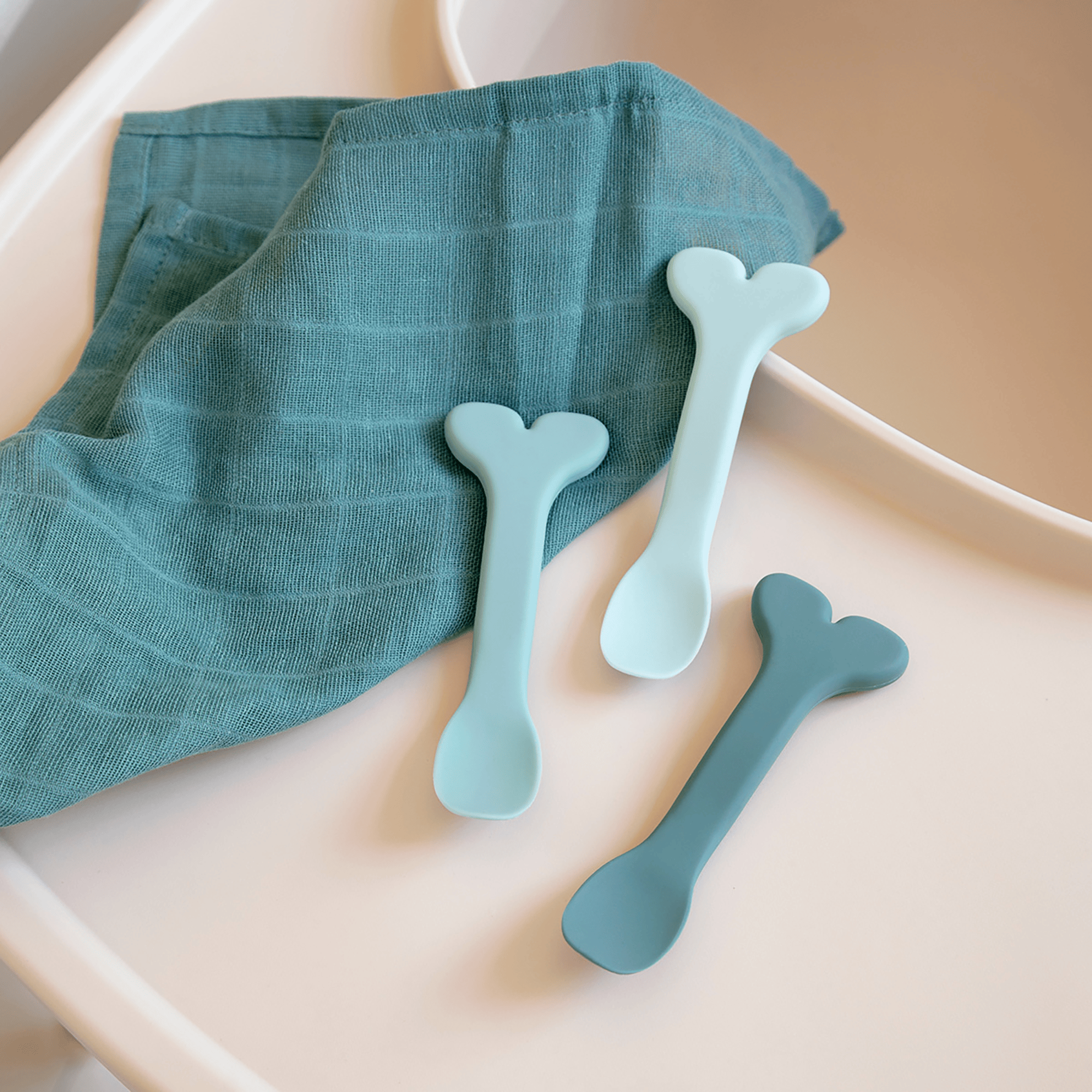 Kinderbesteck, done by deer, Blau – Produktansicht