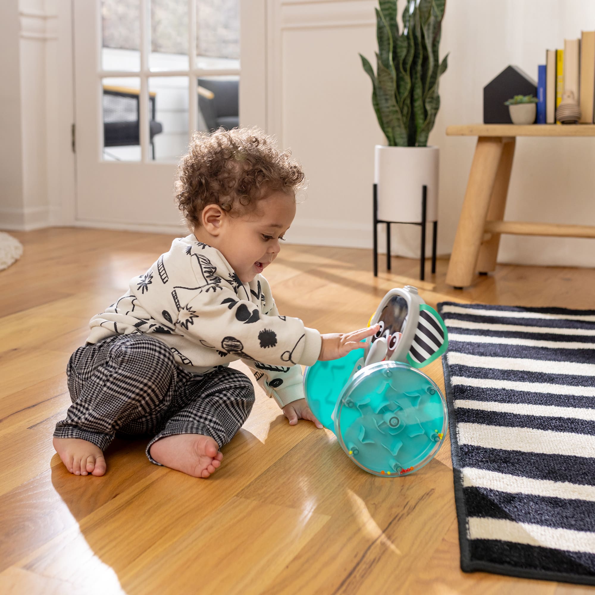 Babyspielzeug, baby einstein, Grau – Produktansicht