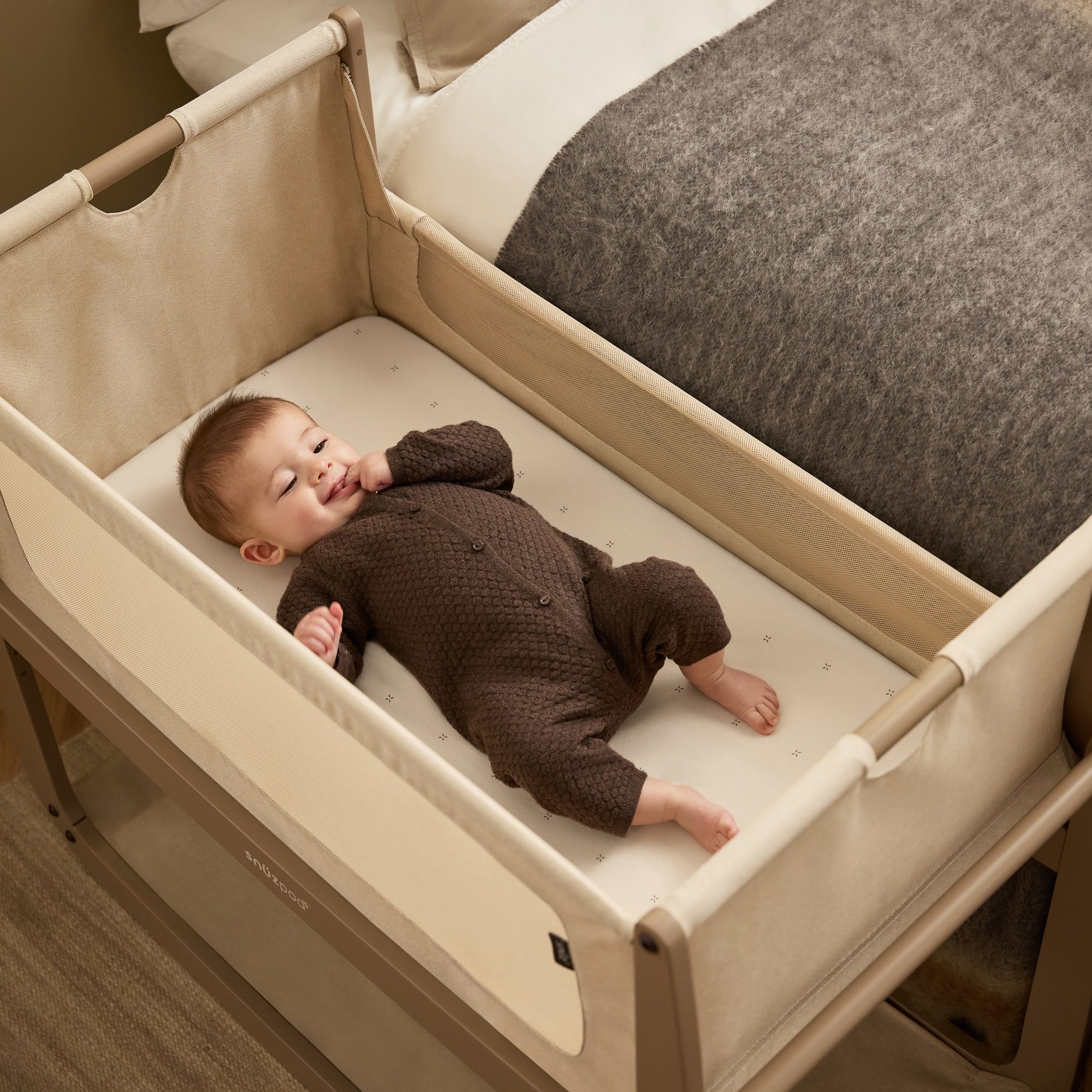 Spannbettlaken, Snüz, Beige – Besonderheit: passend für das SnüzPod-Beistellbett