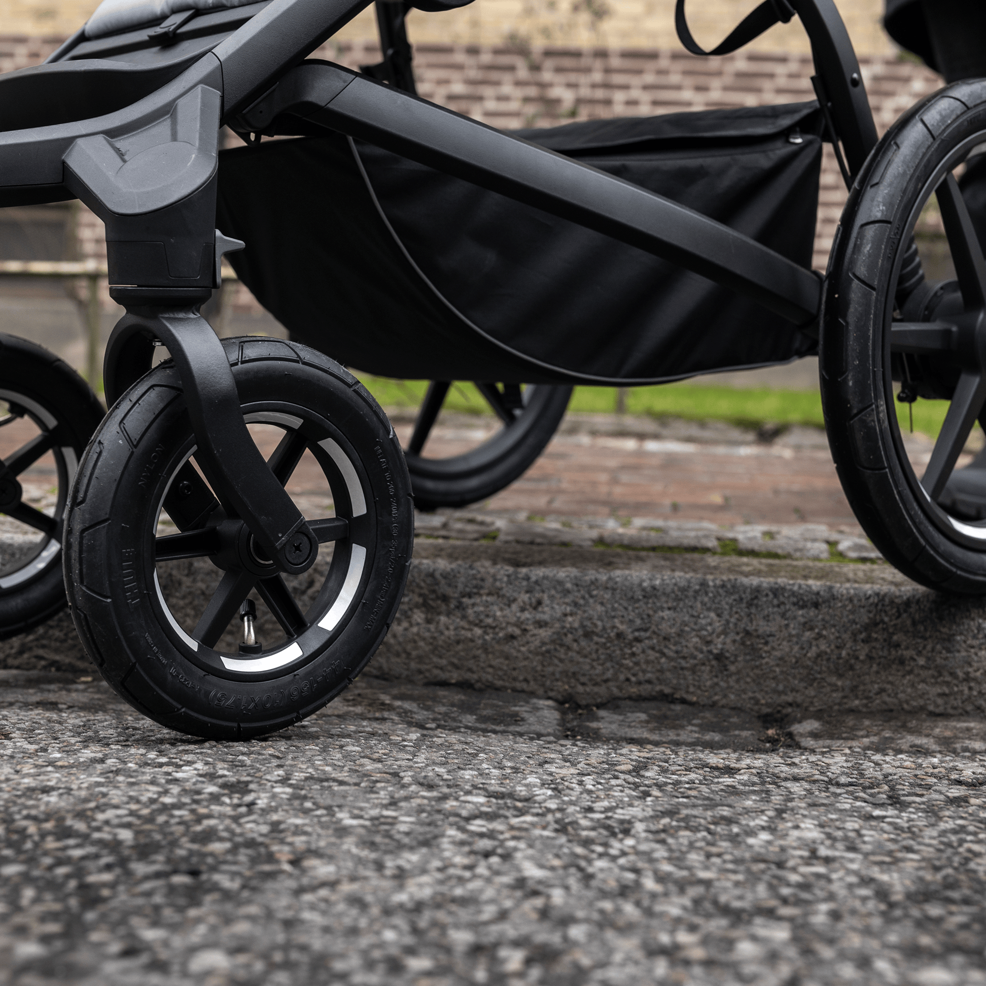 Sportwagen, THULE, Blau – Produktansicht