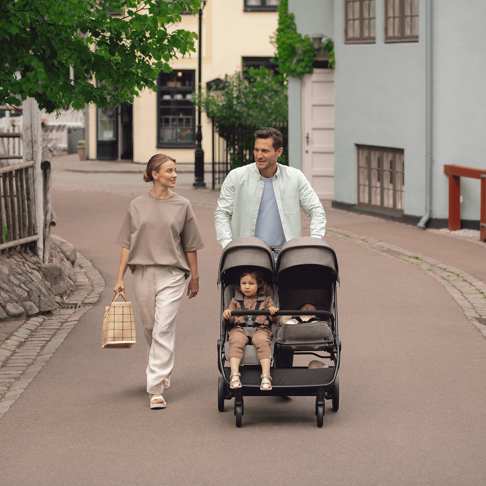 Zwillingswagen & Geschwisterwagen, nuna, Schwarz – Besonderheit: bietet bequem Platz für zwei Kleinkinder nebeneinander