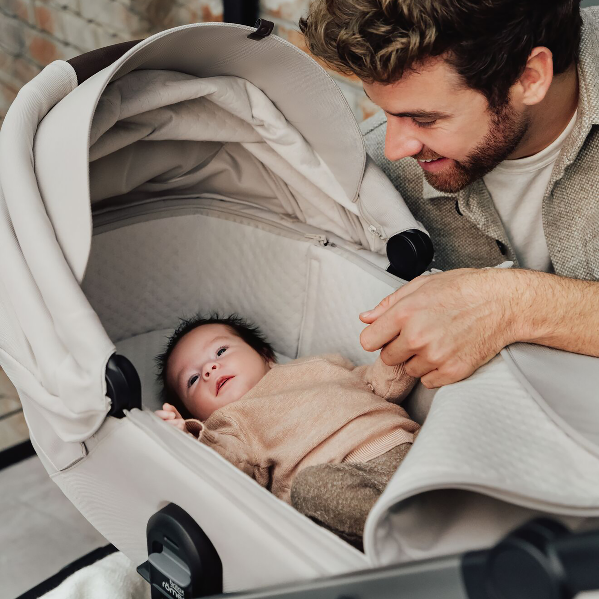 Produkte, Britax Diamond, Beige – Produktansicht