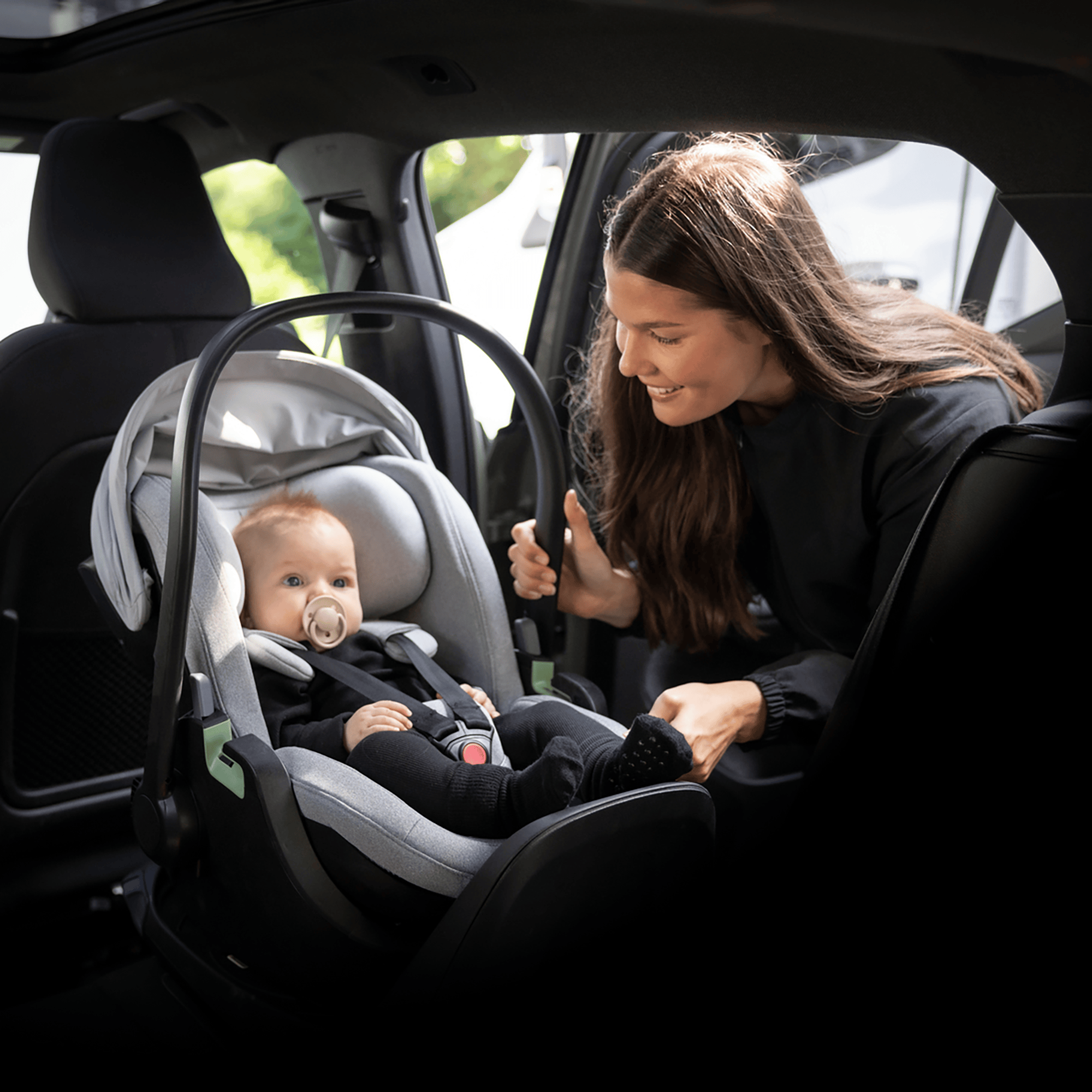 Babyschalen 0-13 kg, Gruppe 0+, THULE, Grau – Produktansicht