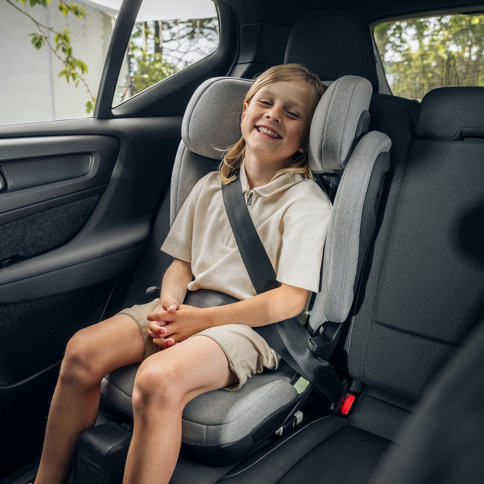 Kindersitze 15-36 kg, Gruppe 2/3, THULE, Schwarz – Produktansicht