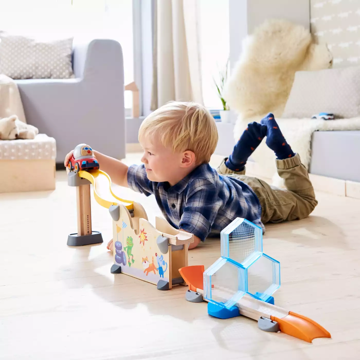 Produkte, HABA, Mehrfarbig – Besonderheit: lädt zu actionreichen Stunts ein