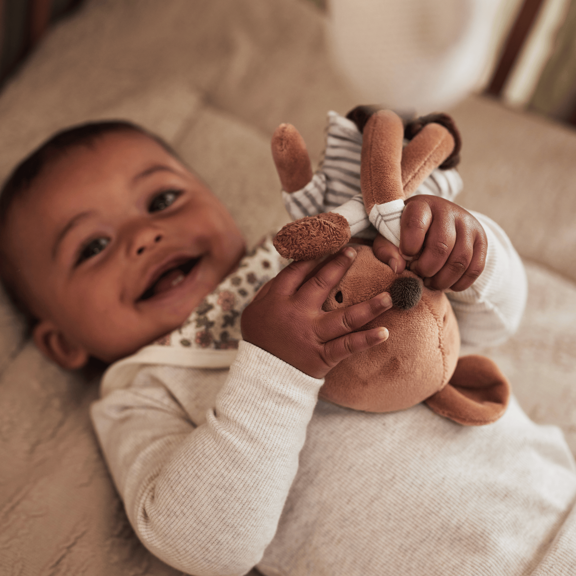 Kuscheltiere, jollein, Braun – Besonderheit: kuschelweicher Begleiter