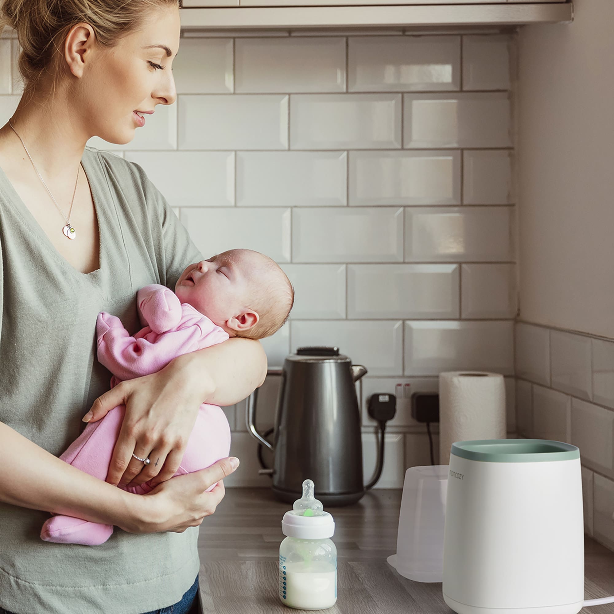 Babykostwärmer, momcozy, Weiß – Besonderheit: schnelles und einfaches Erwärmen von Fläschchen
