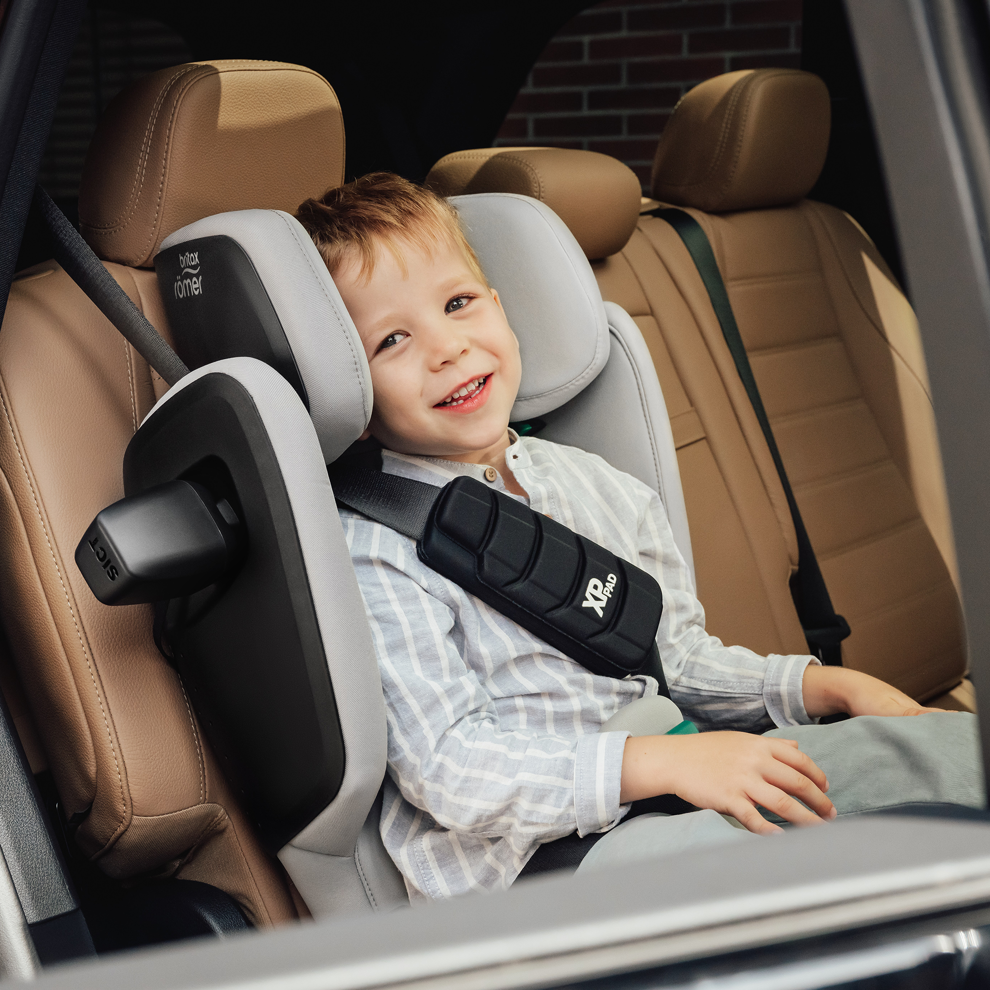 Kindersitze 15-36 kg, Gruppe 2/3, Britax Diamond, Grau – Produktansicht