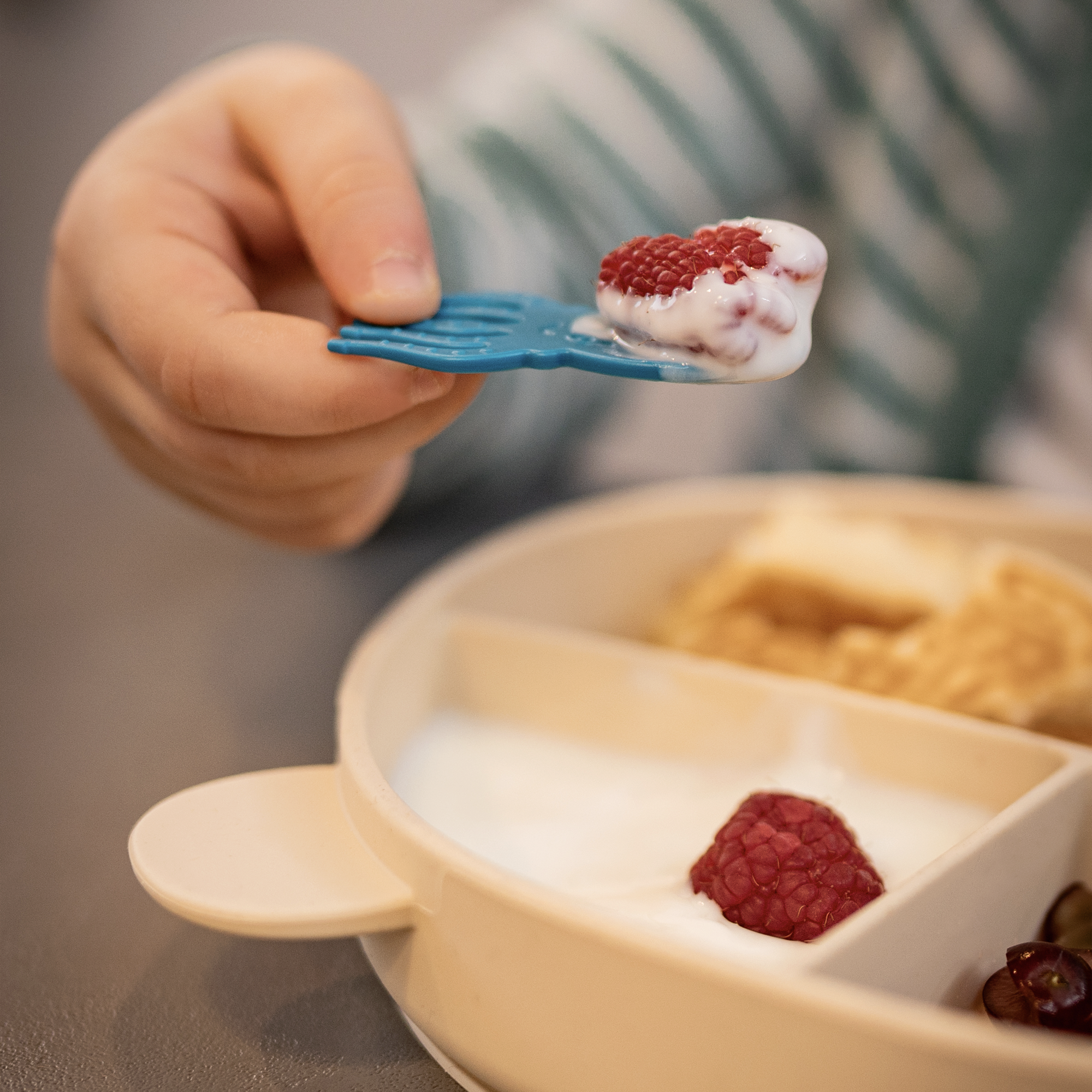 Besteck & Geschirr, Pieksi&Griffel, Mehrfarbig – Produktansicht