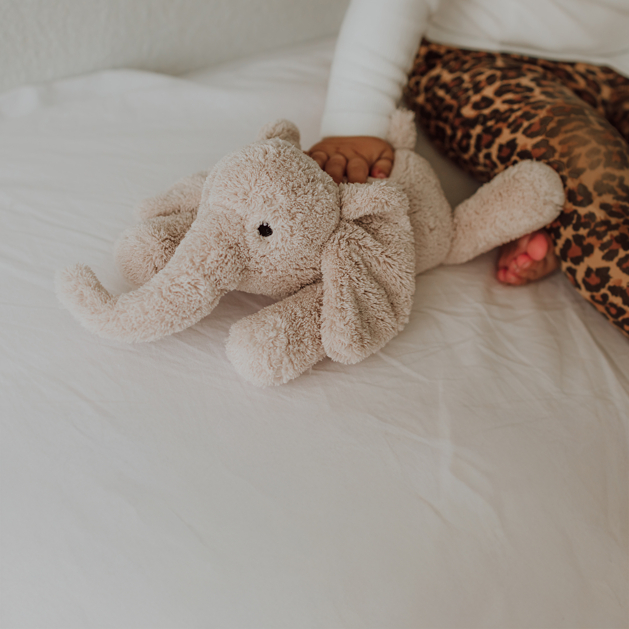 Kuscheltiere Elefanten, Flow Amsterdam, Beige – Produktansicht