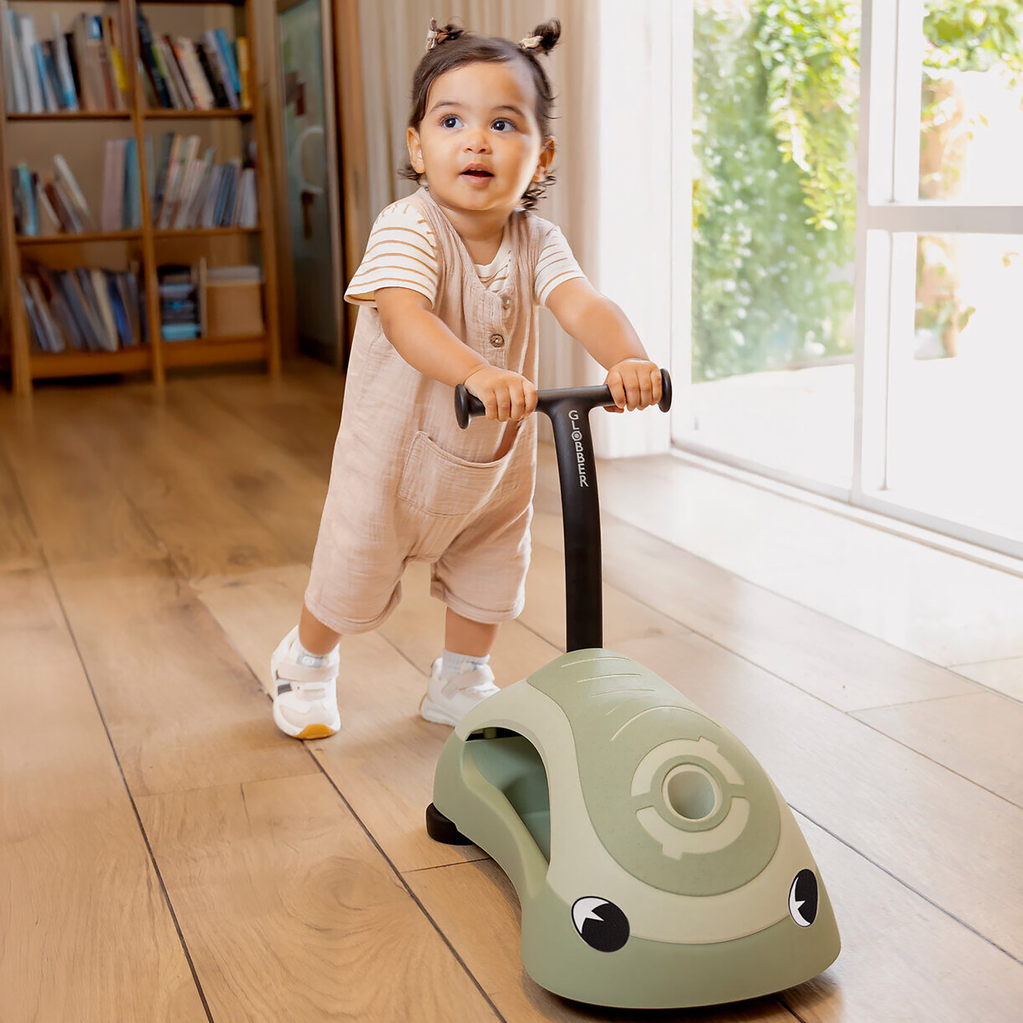 Lauflernwagen, GLOBBER, Grün – Produktansicht