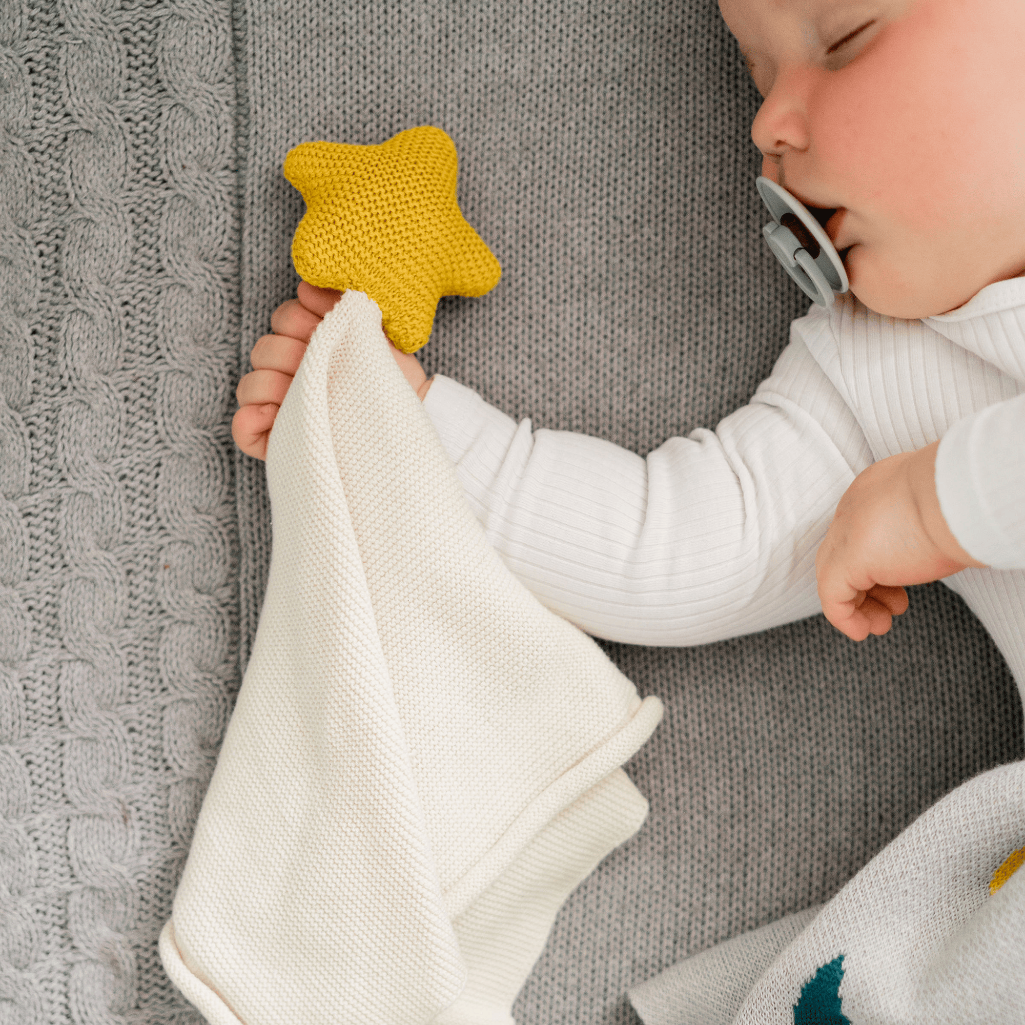 Schmusetücher, KINDSGUT, Beige – Besonderheit: aus 100% kuscheliger Baumwolle
