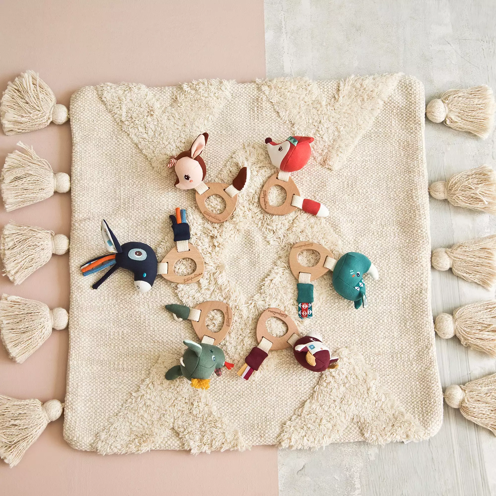 Rasseln & Greiflinge, Lilliputiens, Rot – Produktansicht