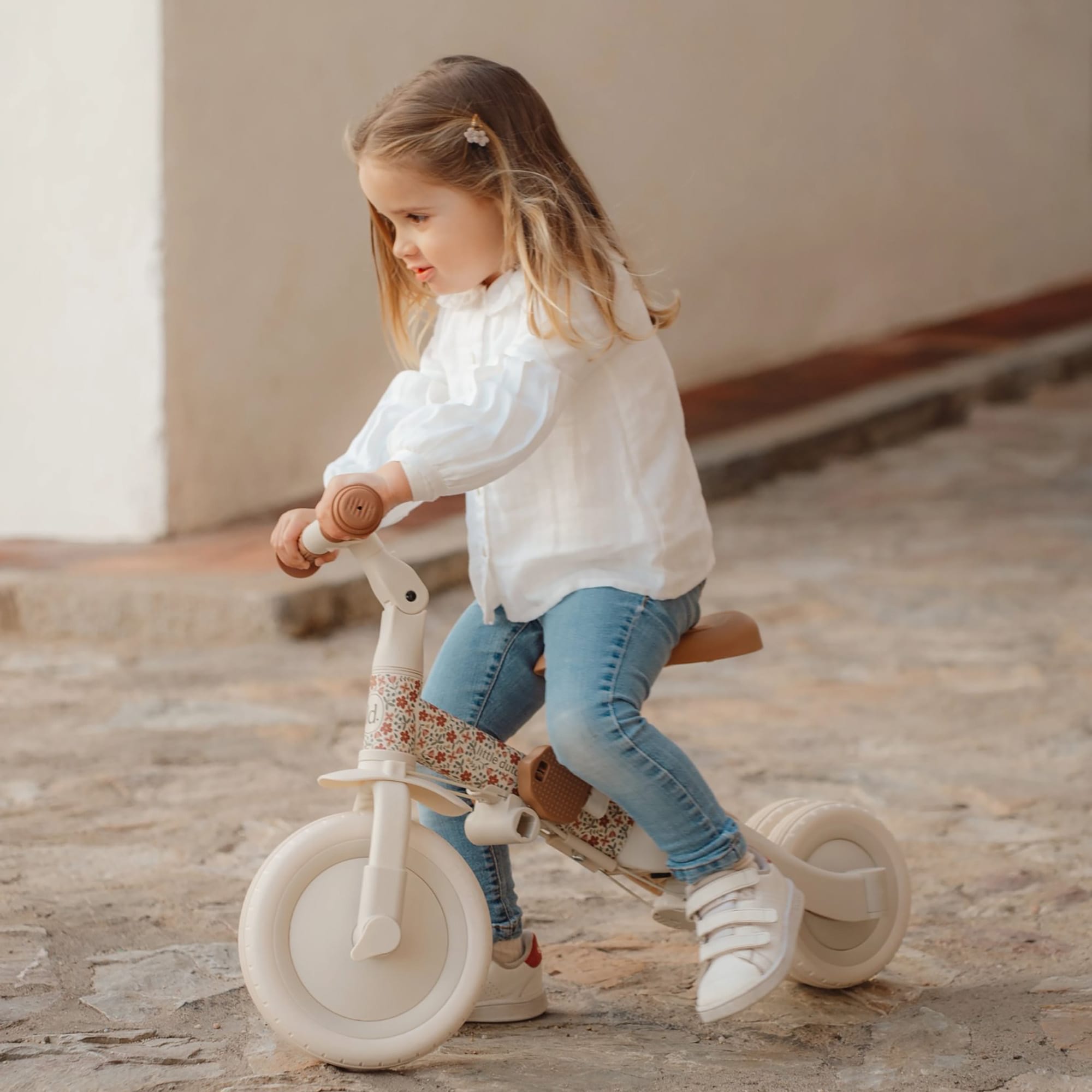 Dreiräder, LITTLE DUTCH, Weiß – Besonderheit: mit wenigen Handgriffen wird aus dem Dreirad ein Laufrad
