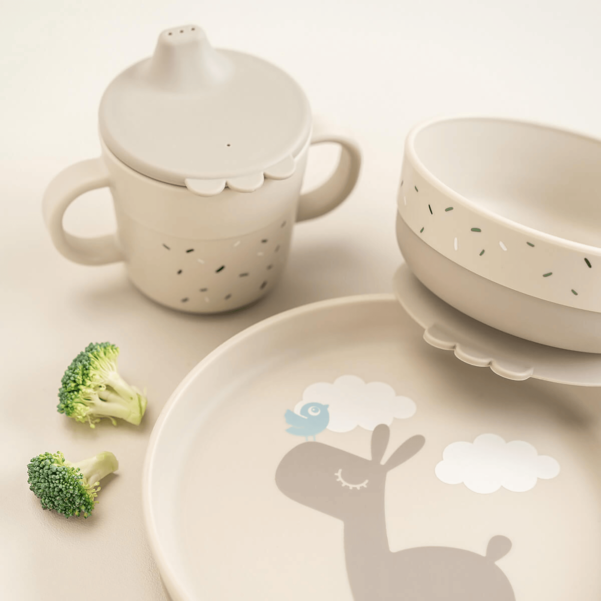 Kinderteller, done by deer, Beige – Produktansicht
