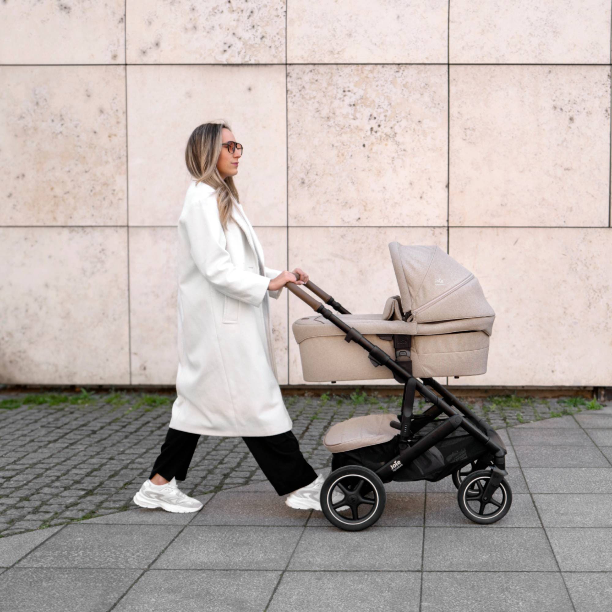 Kombi-Kinderwagen, Joie signature, Beige – Produktansicht