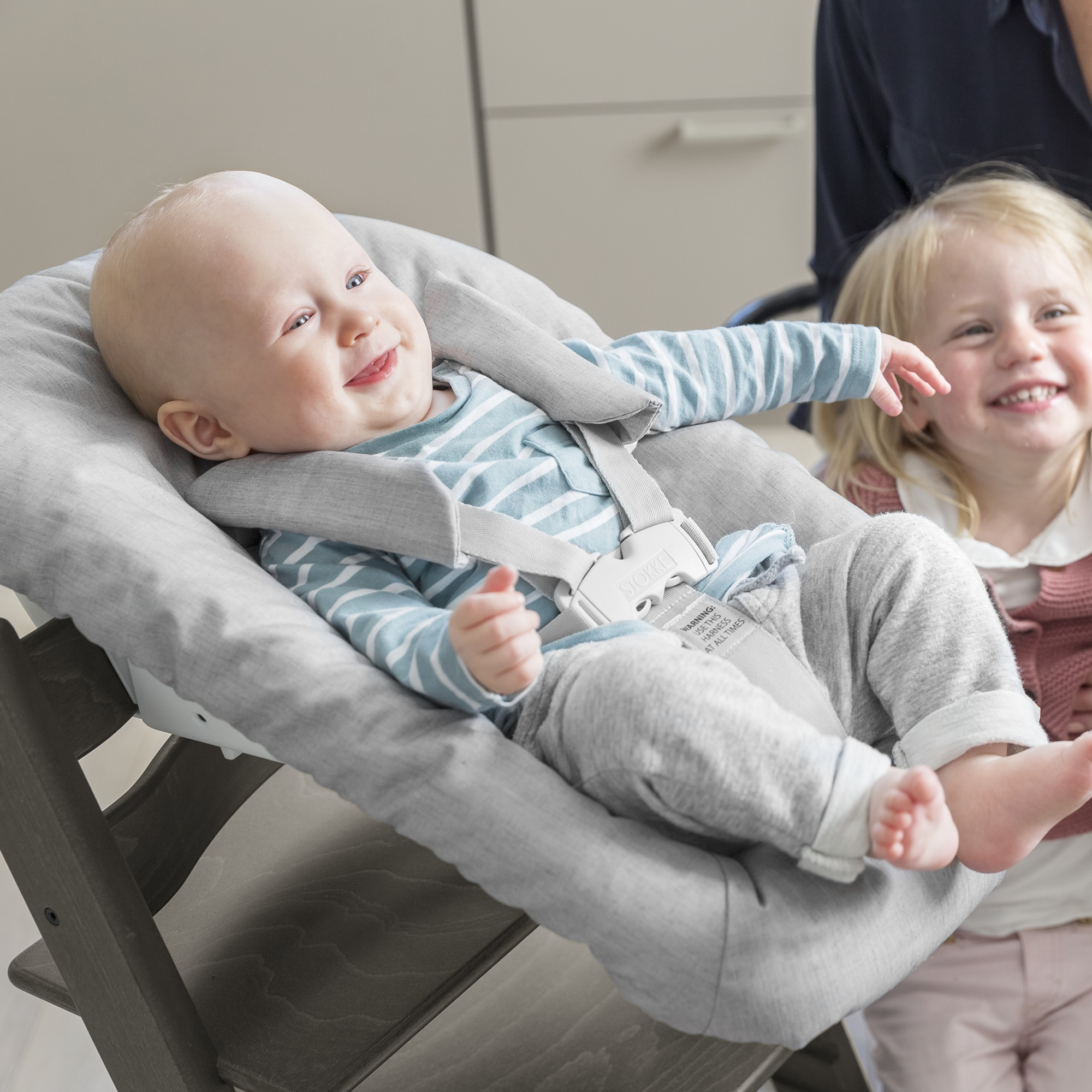 Treppenhochstühle, STOKKE, Grün – Produktansicht