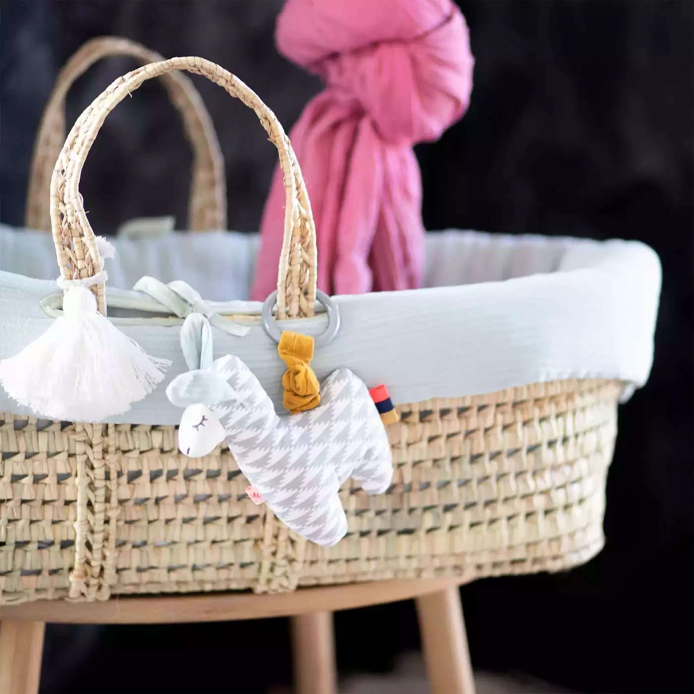 Produkte, kikadu, Grau – Besonderheit: mit Schnur zum Ziehen