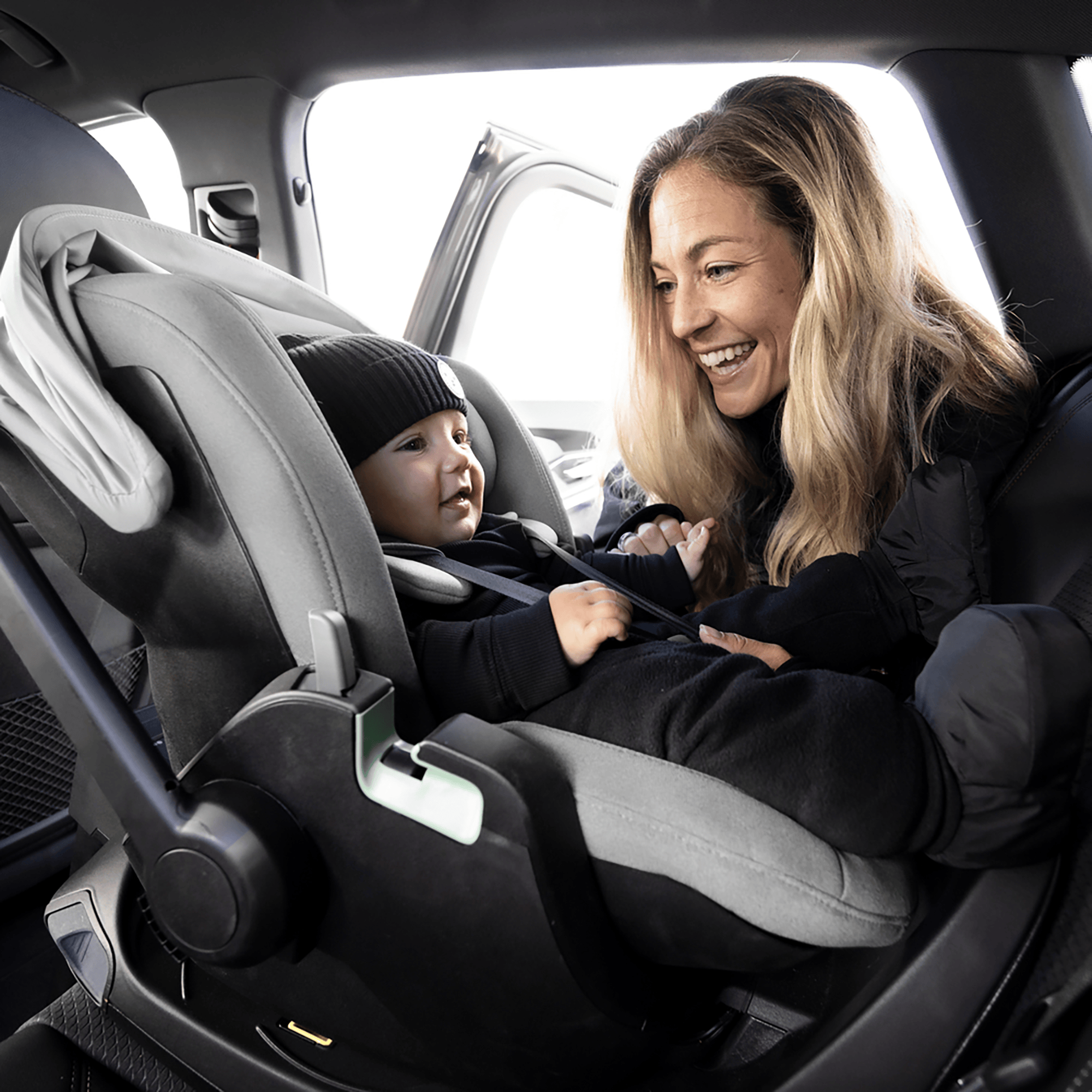 Babyschalen 0-13 kg, Gruppe 0+, THULE, Grau – Produktansicht