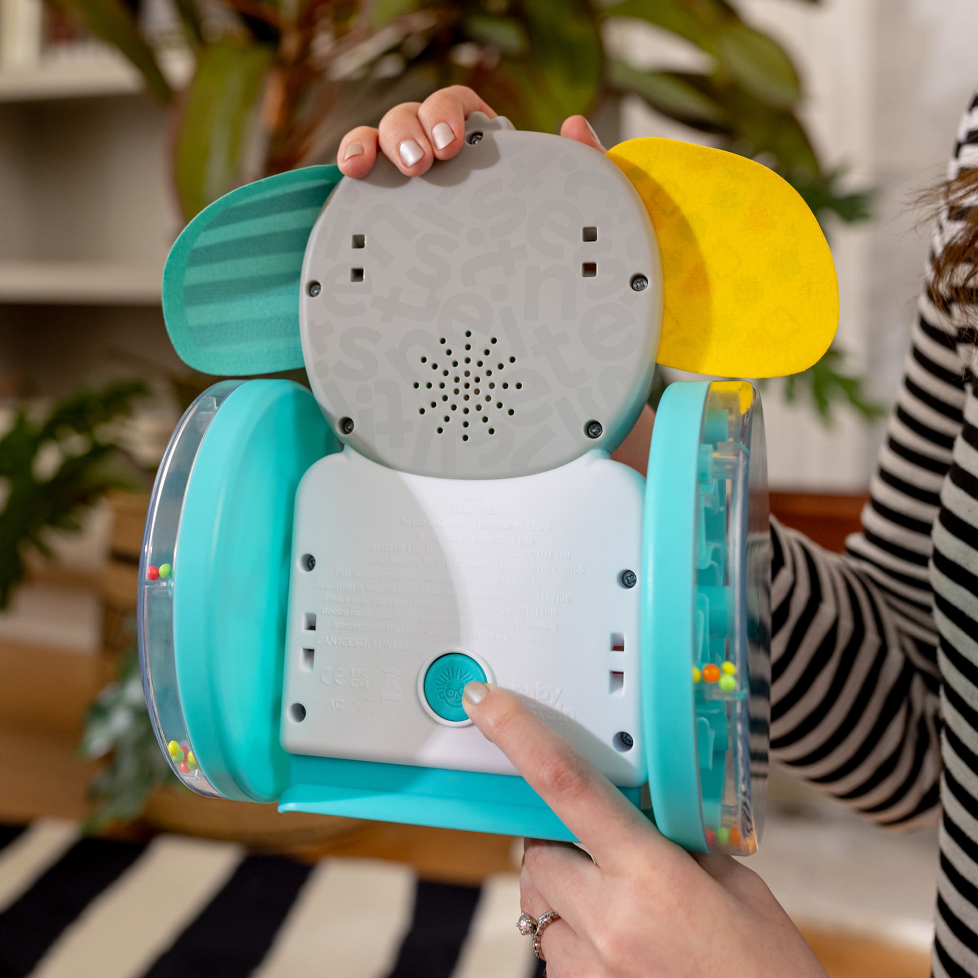 Babyspielzeug, baby einstein, Grau – Produktansicht