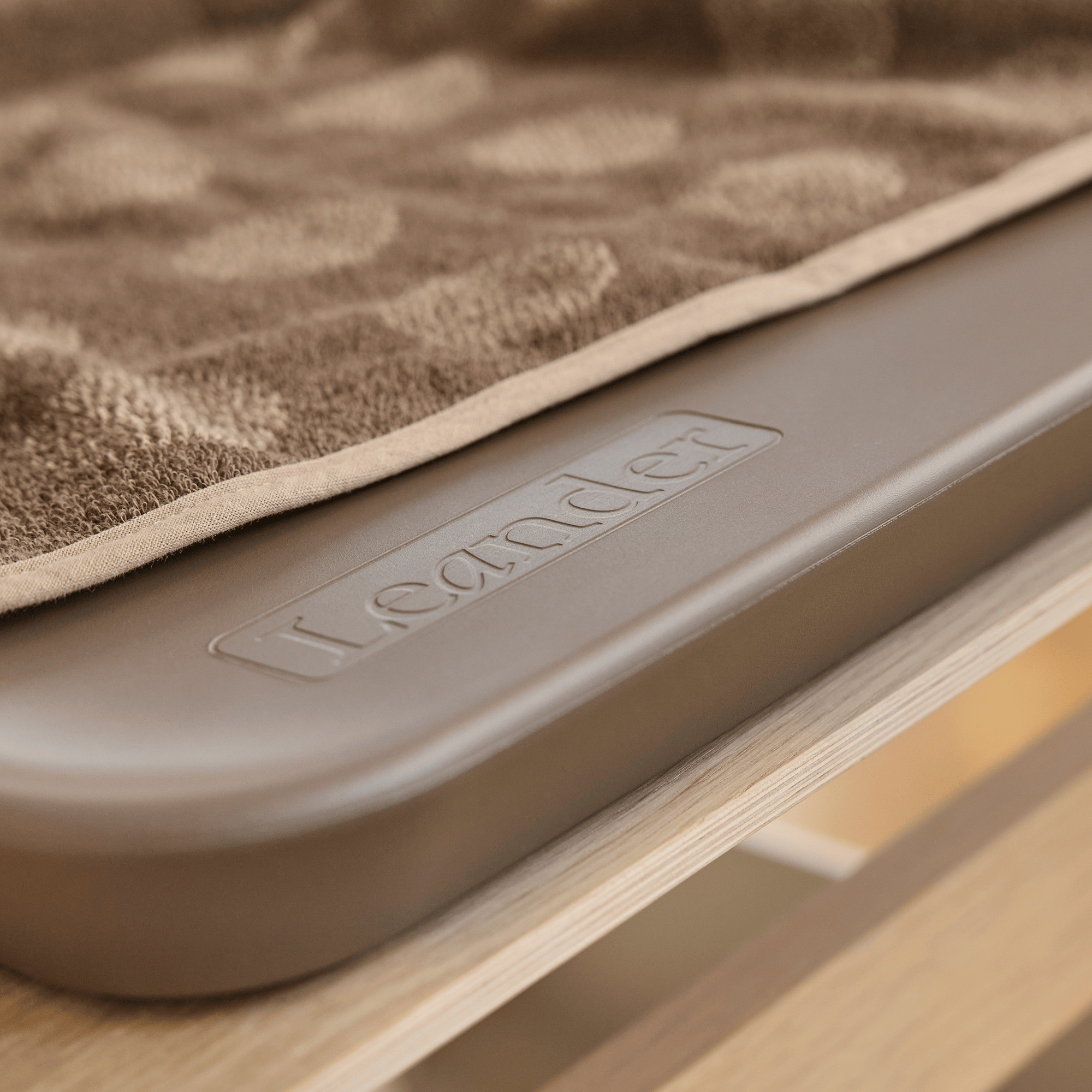 Wickelunterlagen, Leander, Braun – Produktansicht
