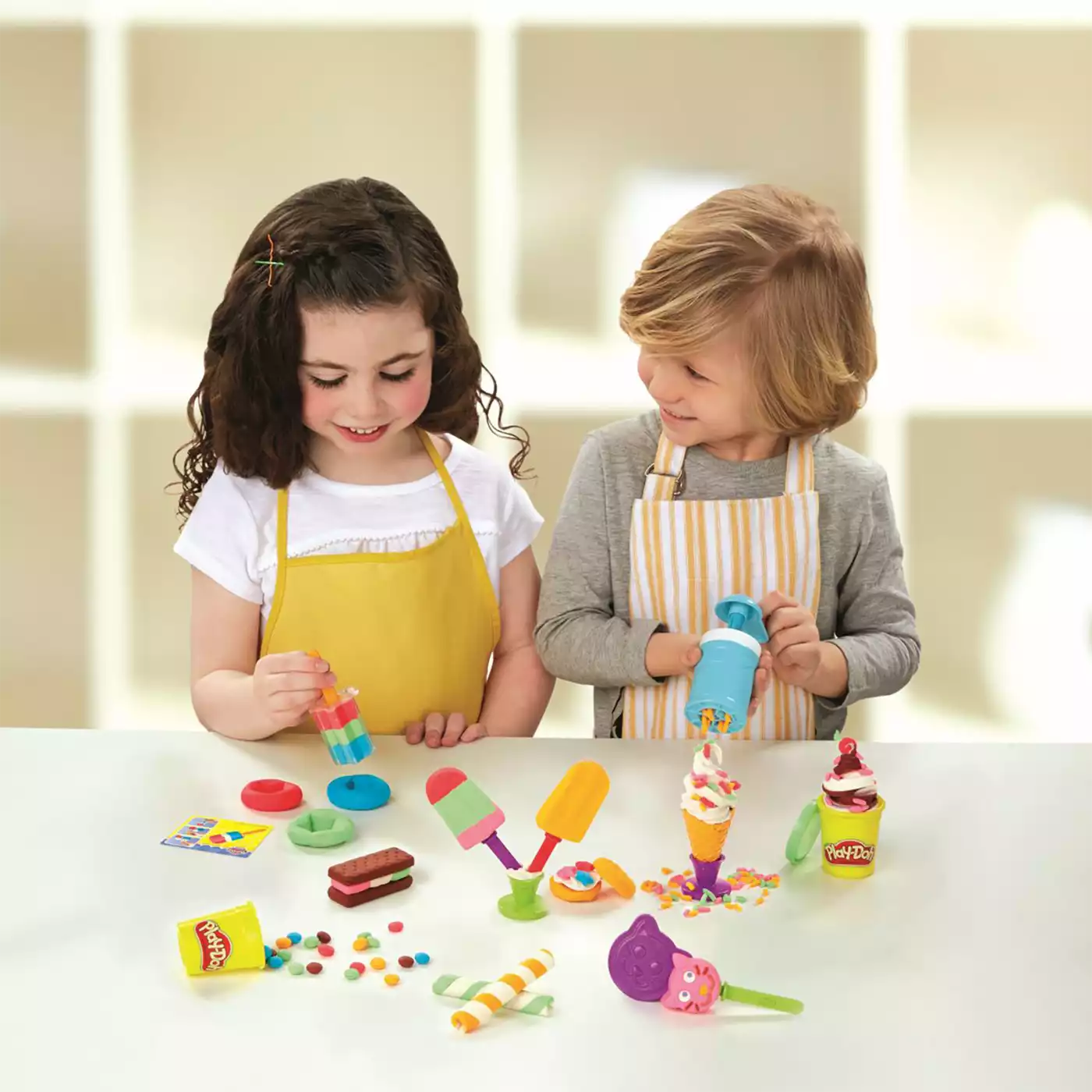 Kleiner Eissalon Play-Doh 2000572653800 2