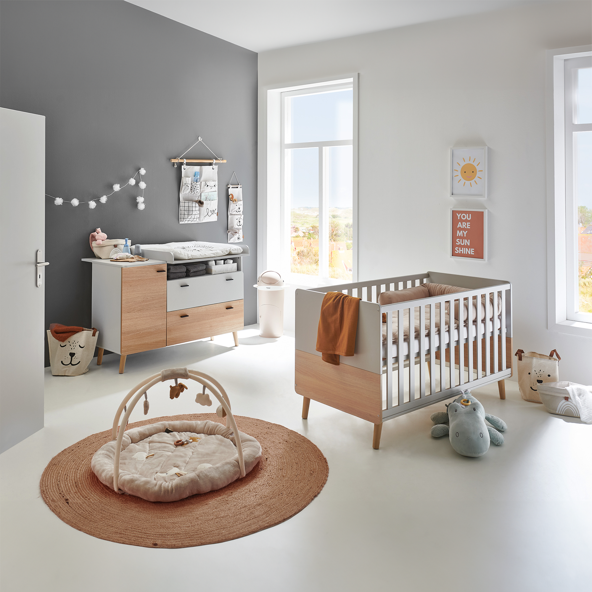 Arthur Berndt 2-teiliges Spar-Set Babyzimmer Lovis mit Kommodenfüßen 92 cm für die breite Wickelkommode | in Grau